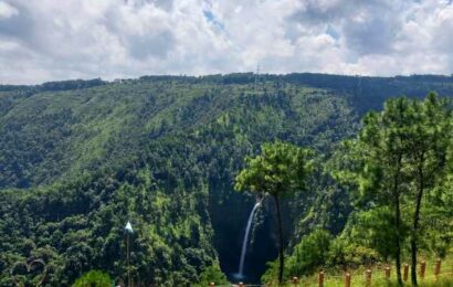 Awesome Journey To Abode Of The Clouds