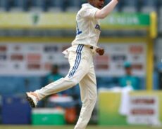 One-off Test PIX: Vastrakar gives India upperhand